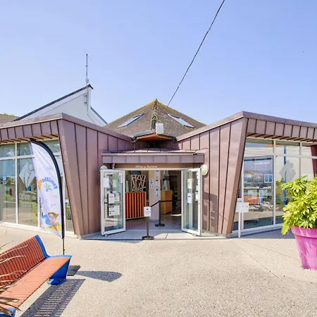 Holiday home Maison De Familiale A Merville-franceville - Fr-1-788-63
