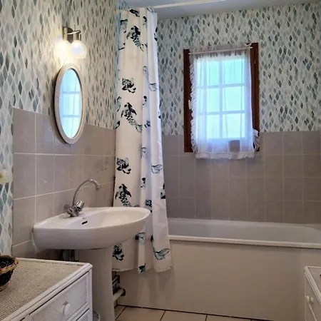 Maison De Familiale A Merville-franceville - Fr-1-788-63 Holiday home Merville-Franceville-Plage
